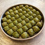 Yesil midye baklava