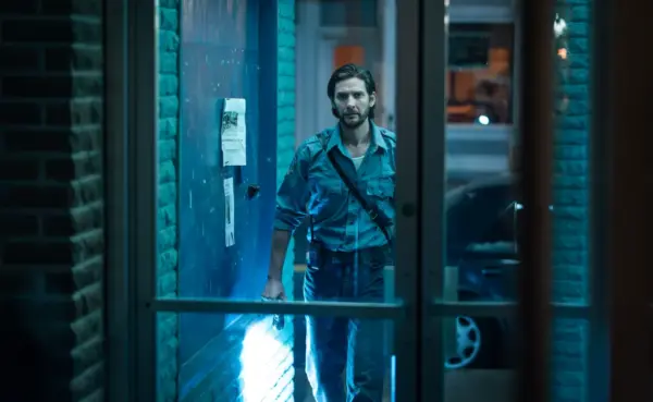Ben-Barnes-as-Tim-Jamieson-1-600x369.webp