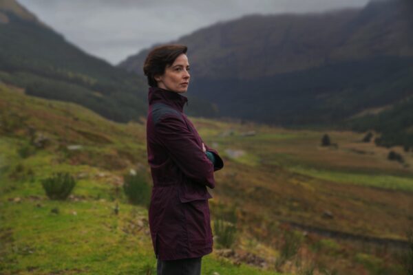 resize_THE_DARK_SR1_EARLY_RELEASE_06-600x400.jpg
