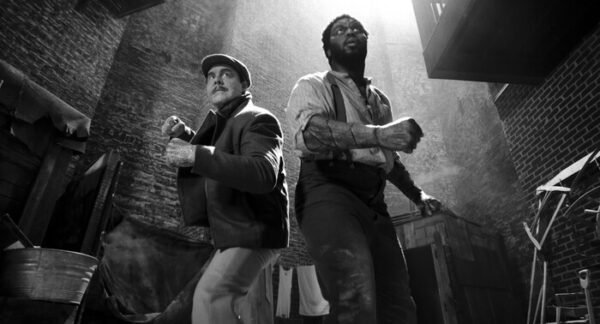Spider_Noir_S1_FG_BW_Still649_700-600x324.jpg