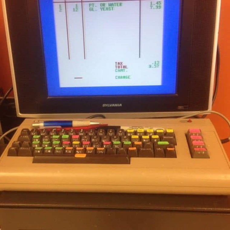 152950287-commodore-02.jpg