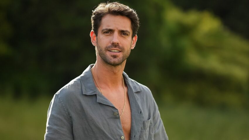 Serkay Tütüncü “Abi” dizisinin avukat Yılmaz’ı oldu