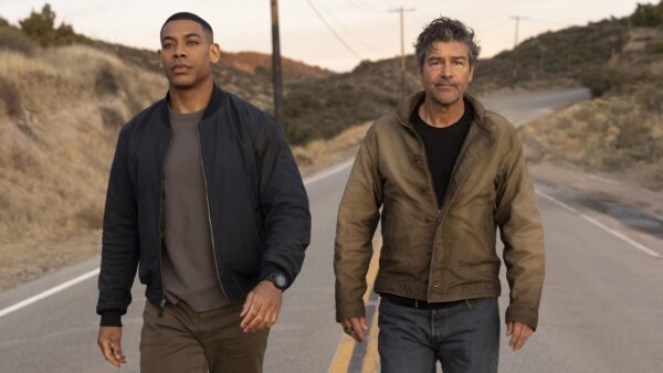 aaron-pierre-kyle-chandler-600x338.jpg