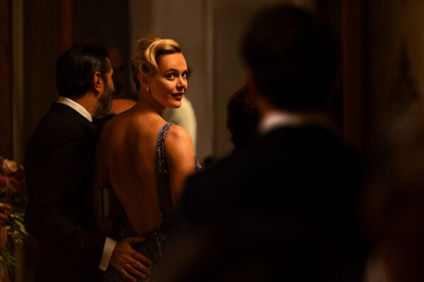 Bytet_JonathMathew_Netflix_251113_135-600x400.jpg